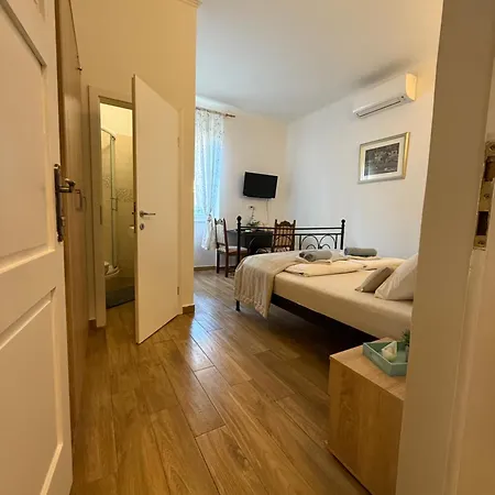 Lucia Guest house Split