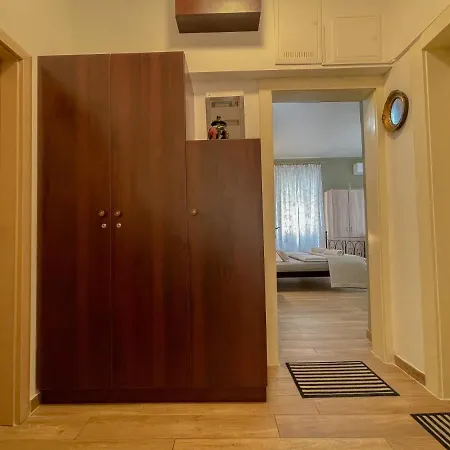 Guest house Lucia 3*